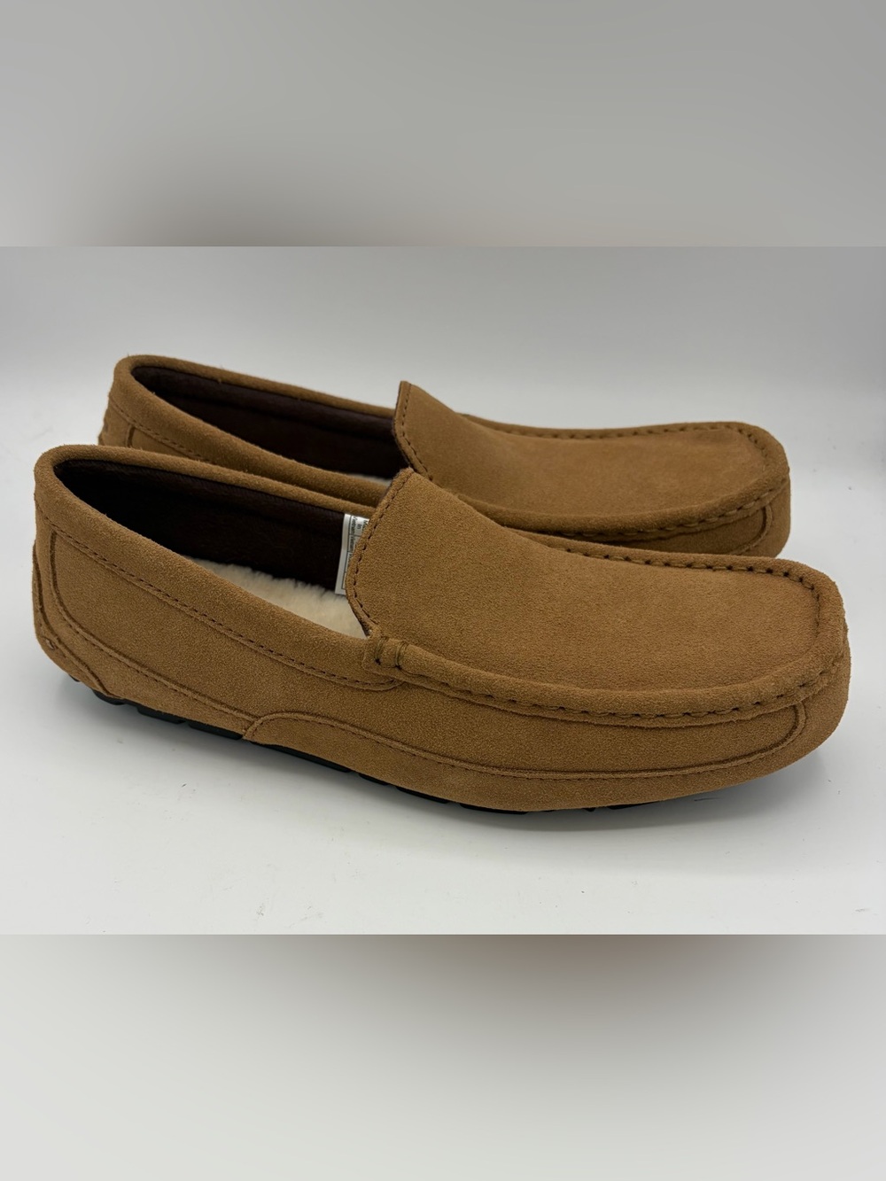 UGG Alder faux shearling lined suede camel slippers men’s 8 comfort slip on
